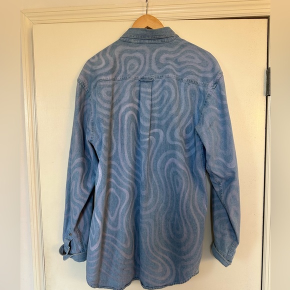 Vintage denim swirl pattern shirt - Picture 2 of 6